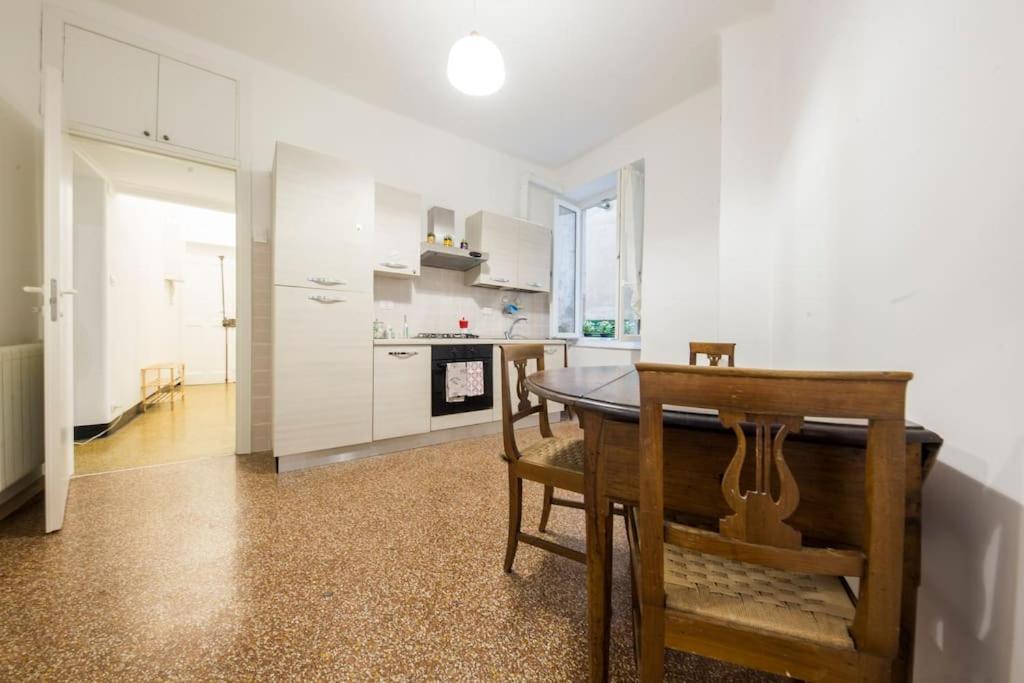 Agostino'S Apartment Genoa Exterior photo